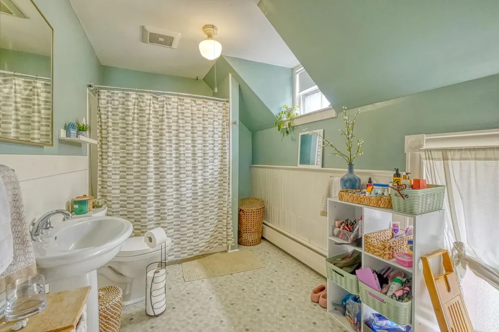 17 Winter Street Waterville ME 04901