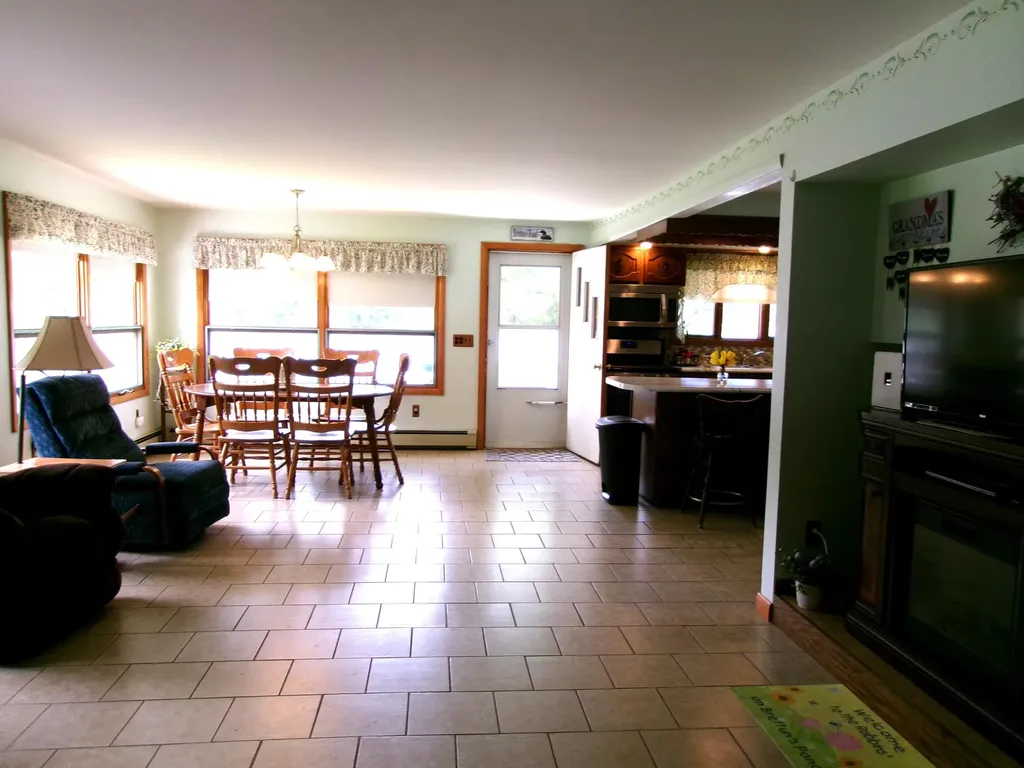 28 Keith Street Livermore ME 04253