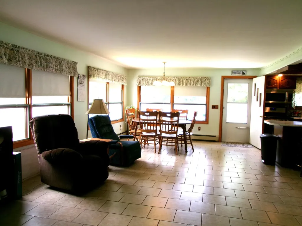 28 Keith Street Livermore ME 04253