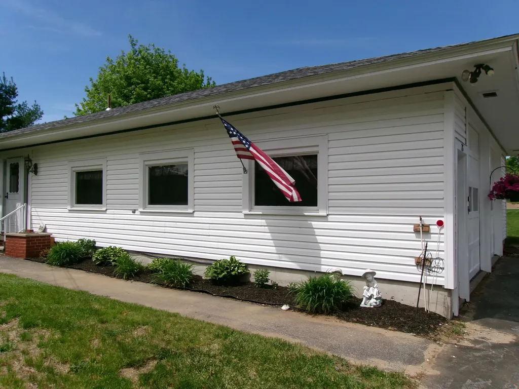 28 Keith Street Livermore ME 04253