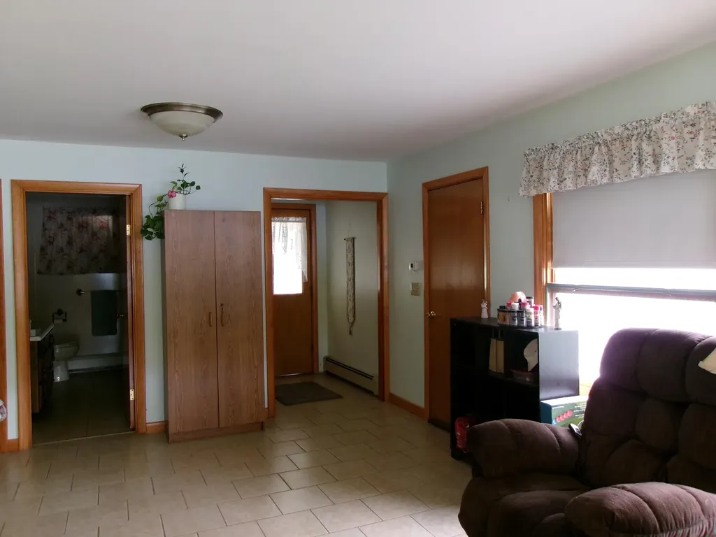 28 Keith Street Livermore ME 04253