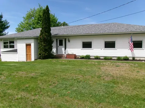 28 Keith Street Livermore ME 04253