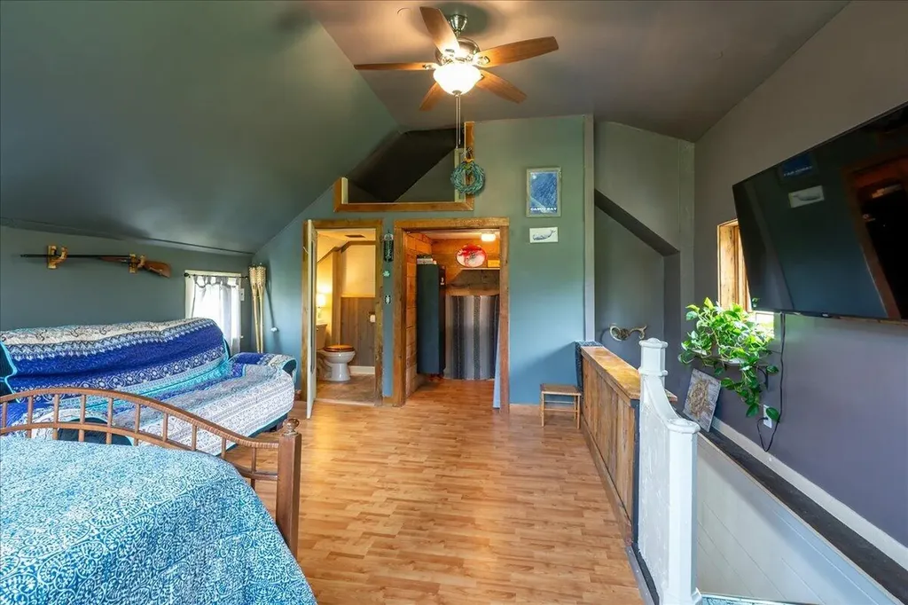 33 Blake Farm Road Edgecomb ME 04556