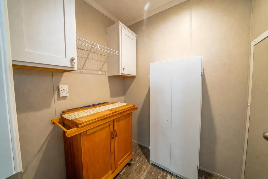 15 R.w. Macleod Lane Belfast ME 04915