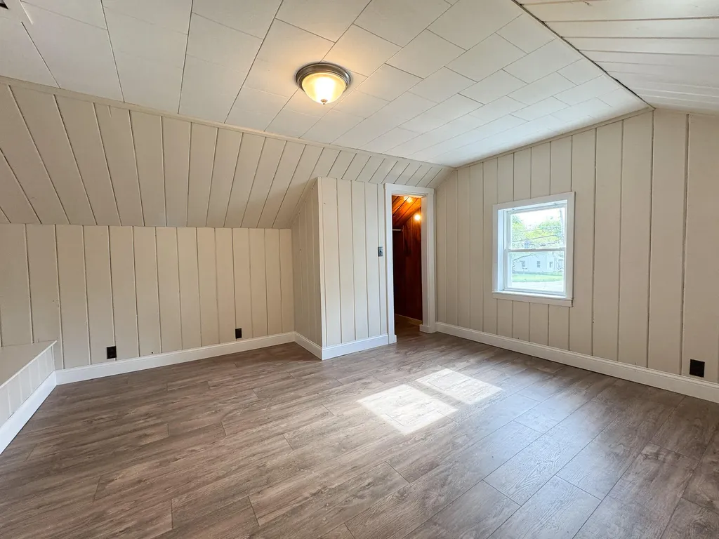 22 Ayer Street Lincoln ME 04457