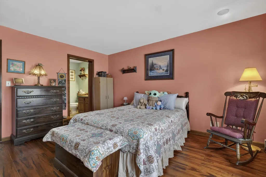 267 Alpine Street Paris ME 04281