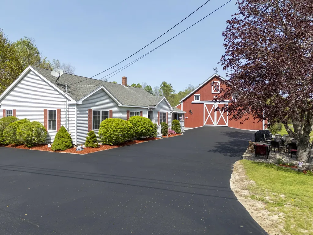 267 Alpine Street Paris ME 04281