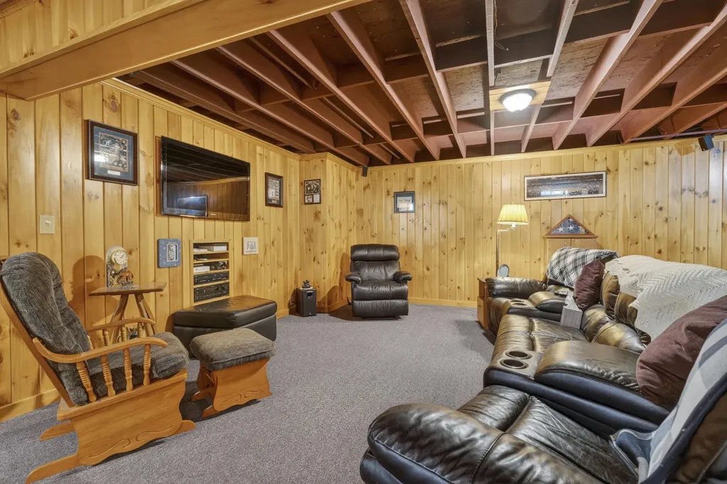 267 Alpine Street Paris ME 04281