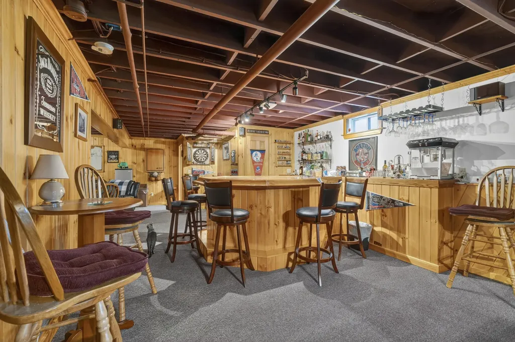 267 Alpine Street Paris ME 04281