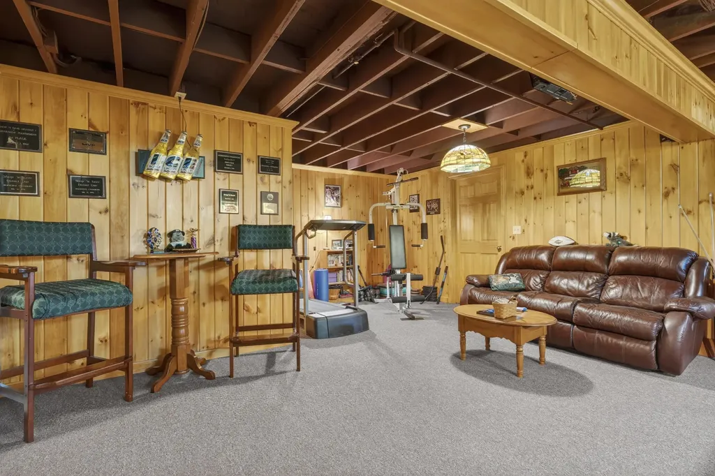 267 Alpine Street Paris ME 04281