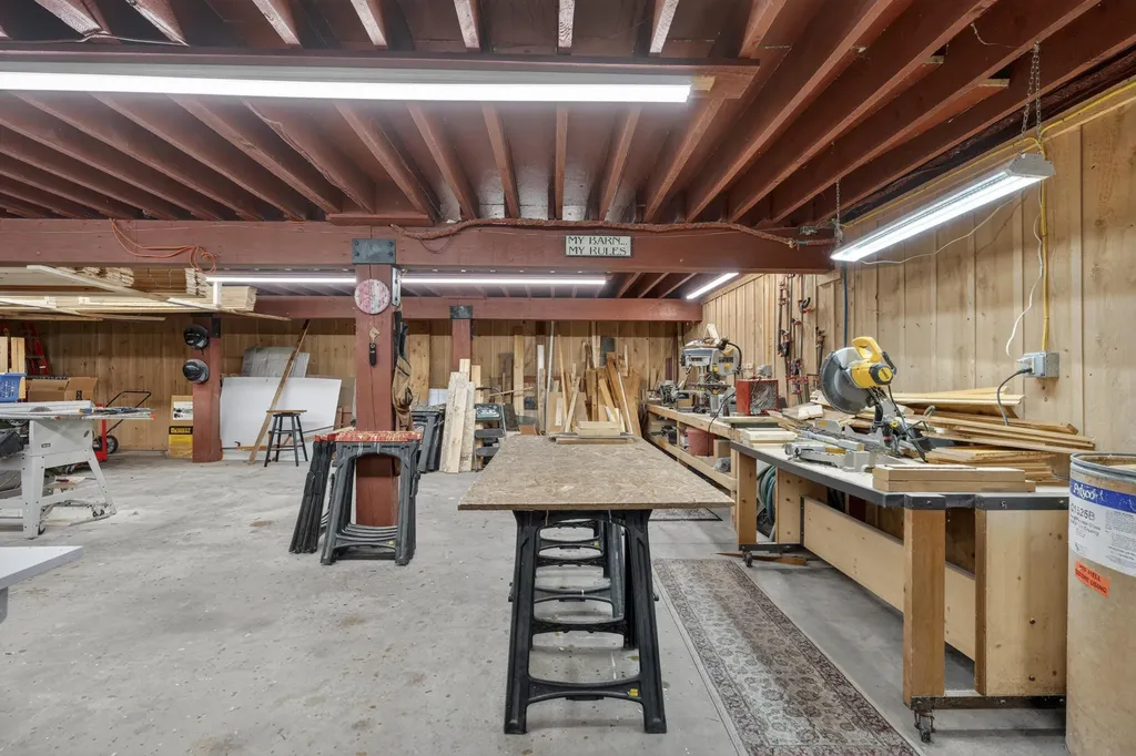 267 Alpine Street Paris ME 04281