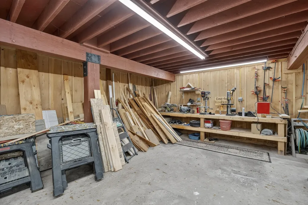 267 Alpine Street Paris ME 04281