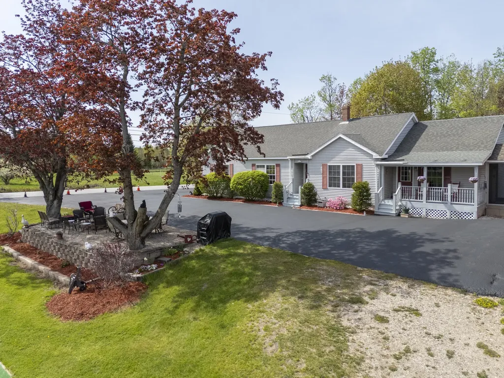 267 Alpine Street Paris ME 04281