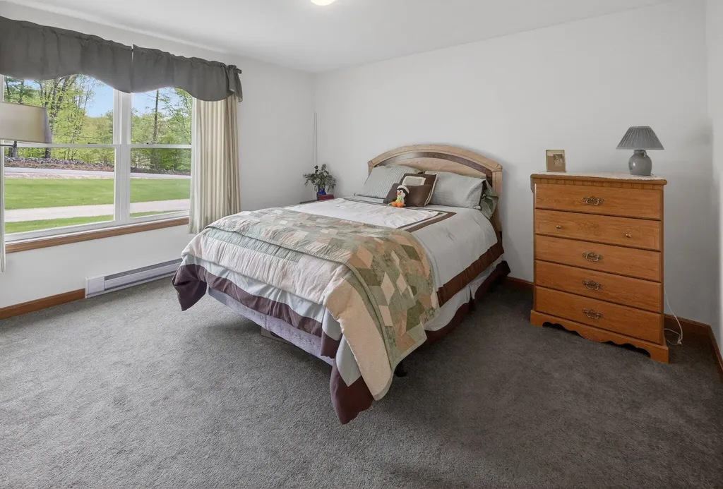137 Eddie Kahkonen Road Norway ME 04268