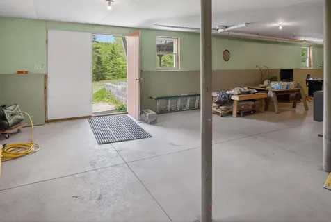 137 Eddie Kahkonen Road Norway ME 04268