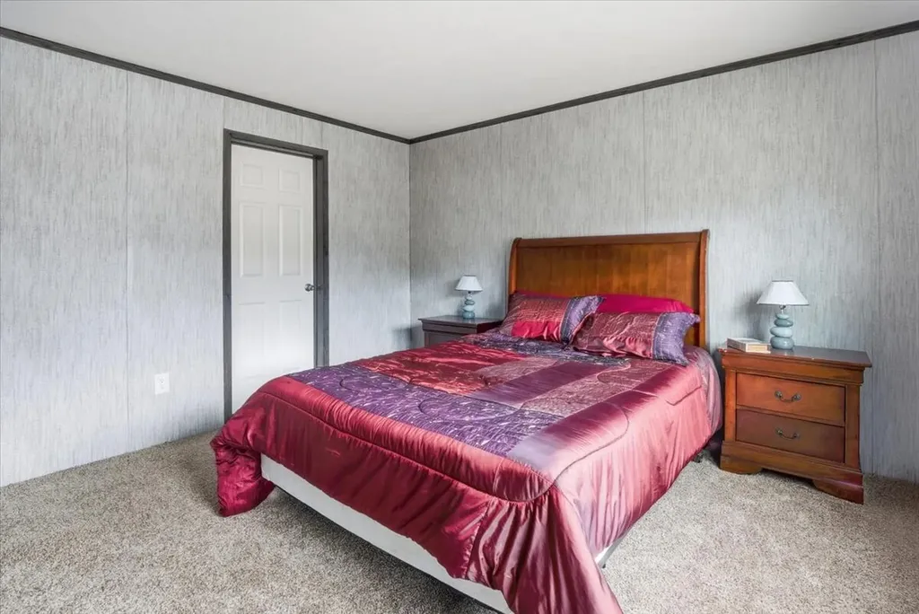506 Poland Road Auburn ME 04210