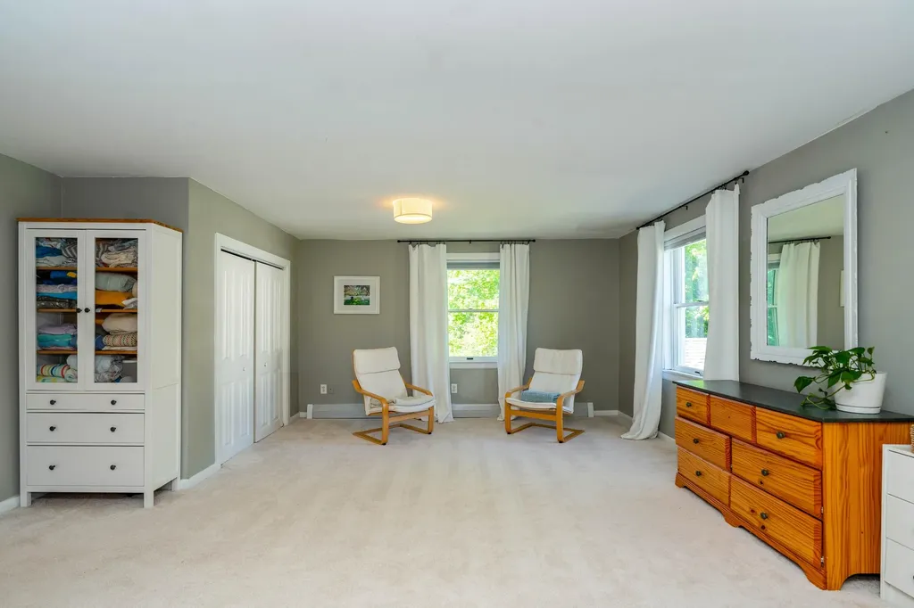 19 Hamlin Road Falmouth ME 04105