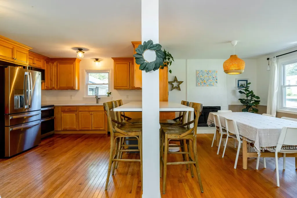 19 Hamlin Road Falmouth ME 04105