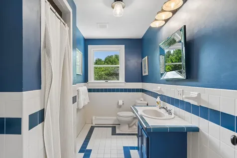 19 Hamlin Road Falmouth ME 04105