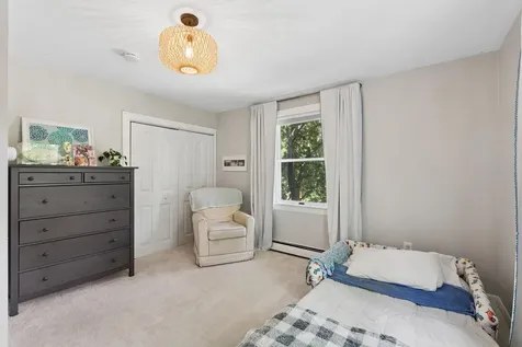 19 Hamlin Road Falmouth ME 04105