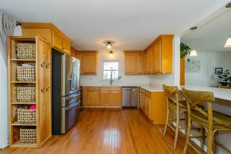 19 Hamlin Road Falmouth ME 04105