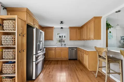 19 Hamlin Road Falmouth ME 04105