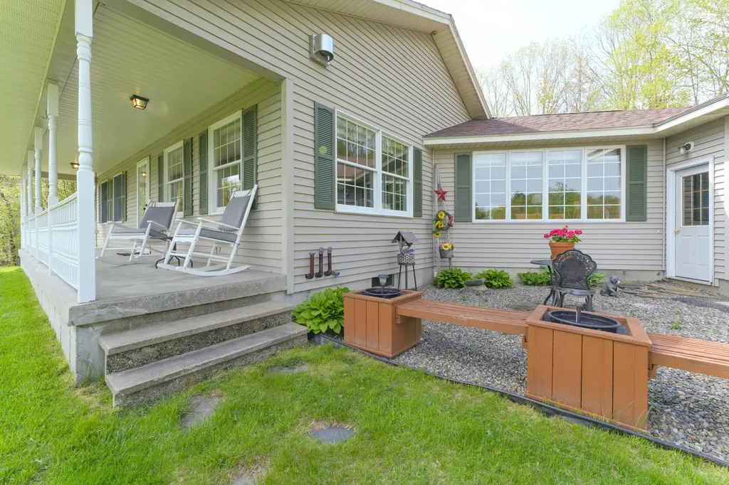 1000 Franklin Road Jay ME 04239