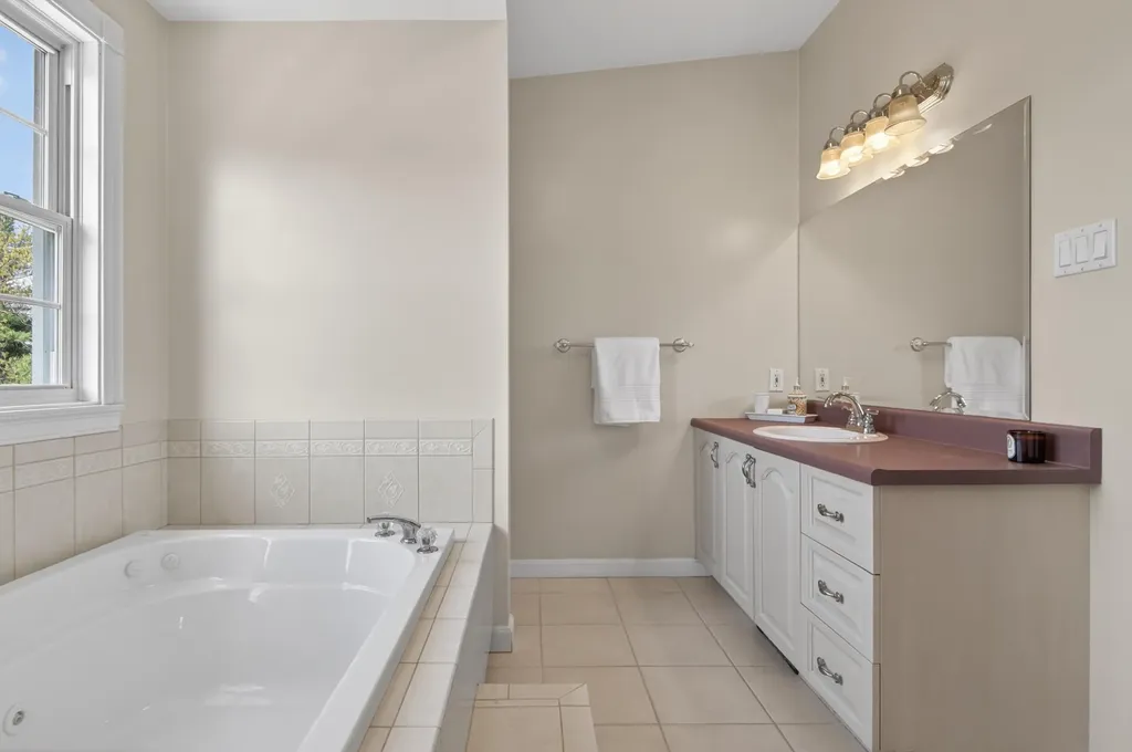65 Timothy Lane Yarmouth ME 04096