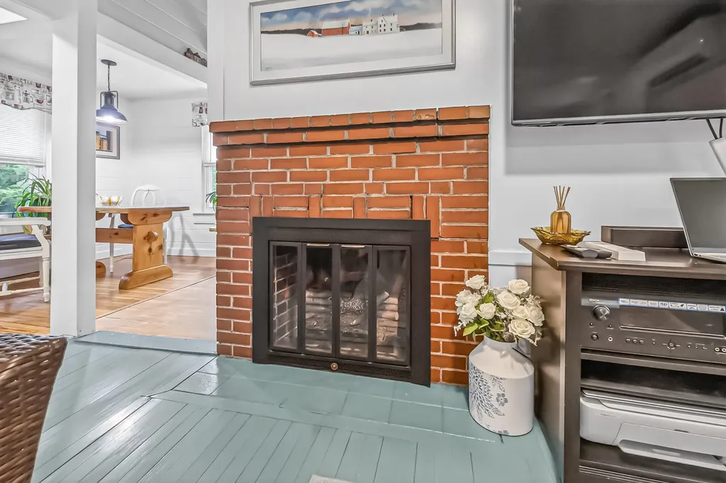 69 Haven Road Windham ME 04062