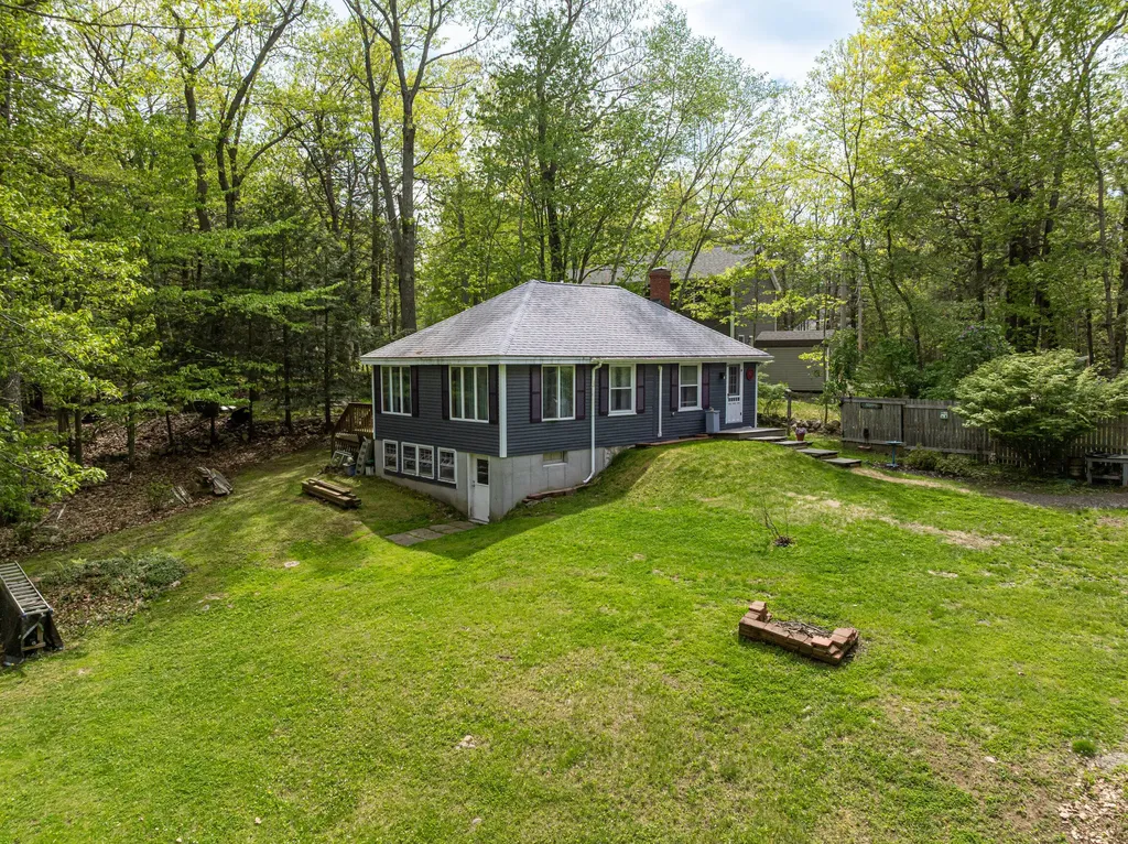 69 Haven Road Windham ME 04062