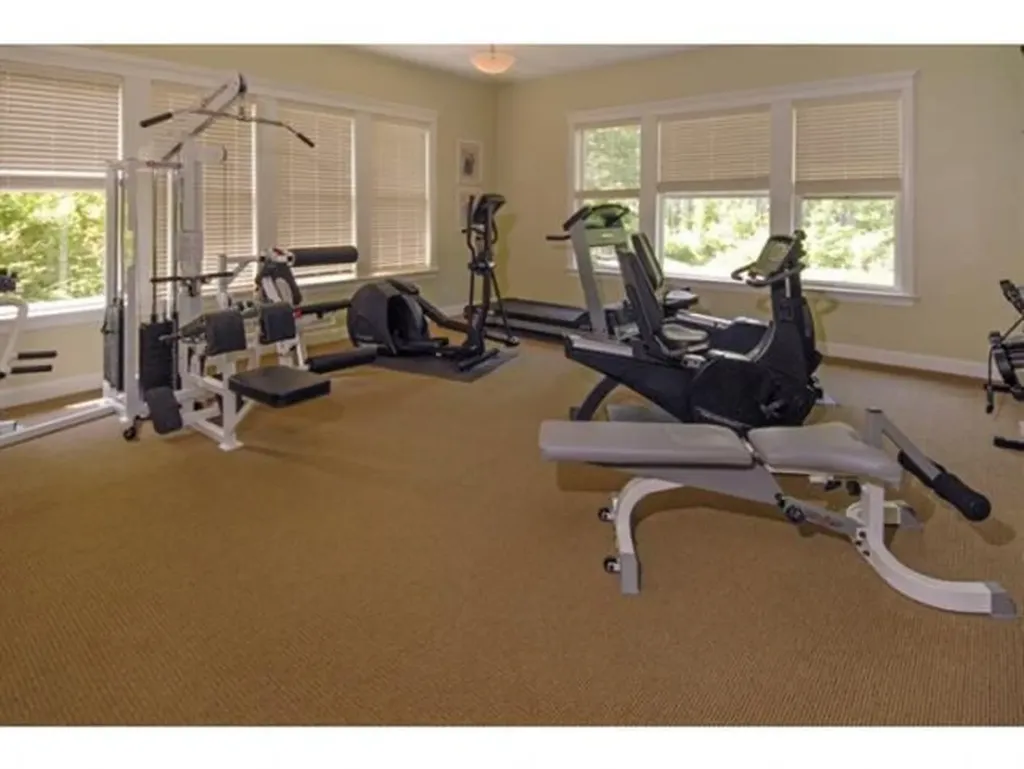 100 Shepards Cove Road Kittery ME 03904