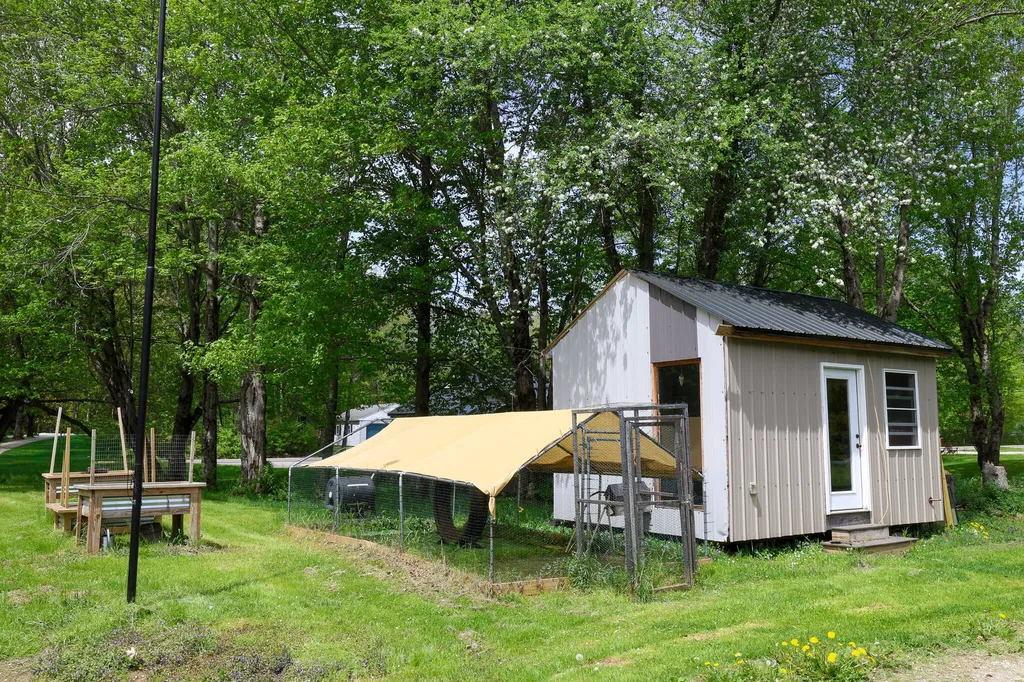 14 Helen Street Auburn ME 04210