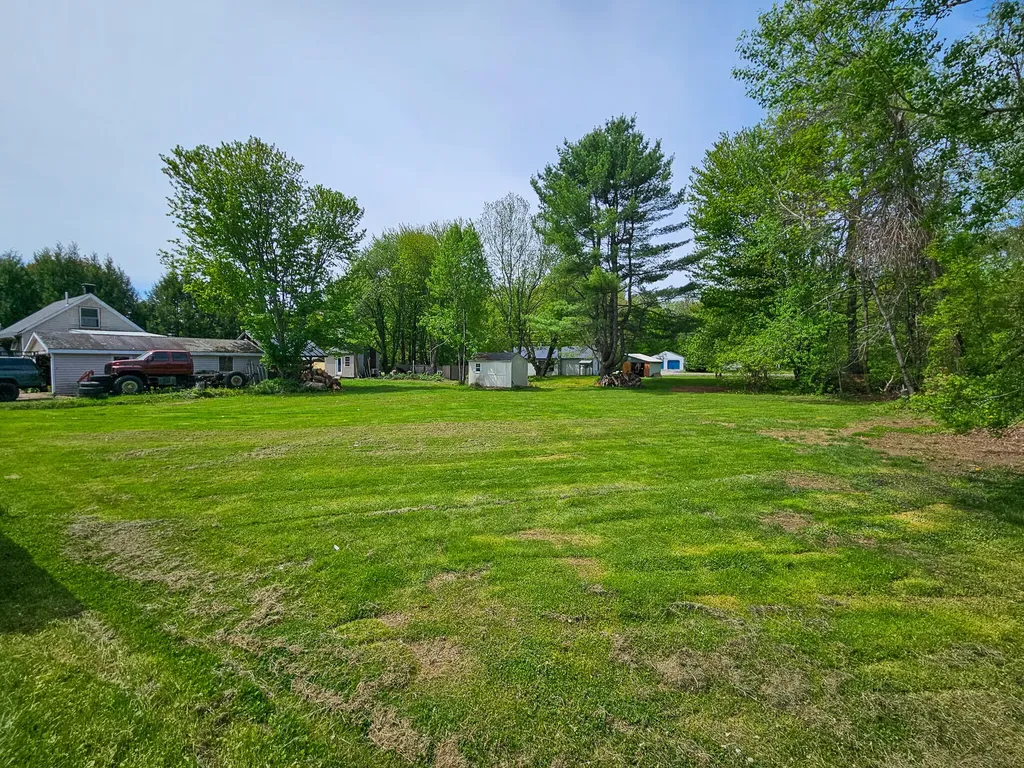 14 Helen Street Auburn ME 04210