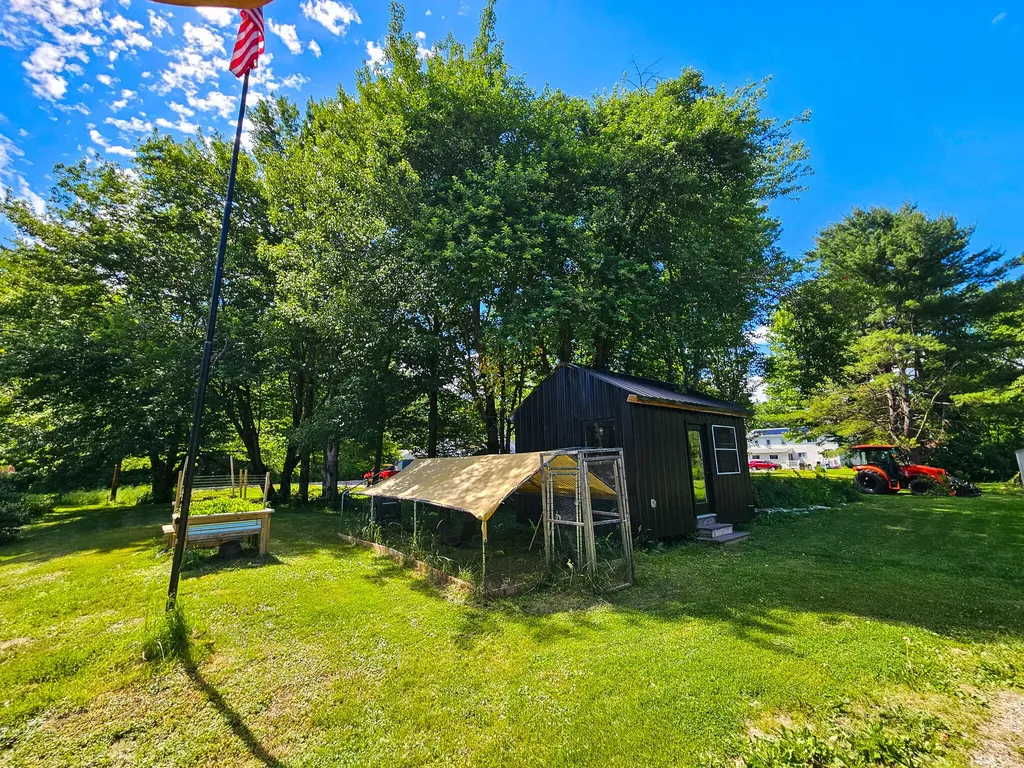 14 Helen Street Auburn ME 04210