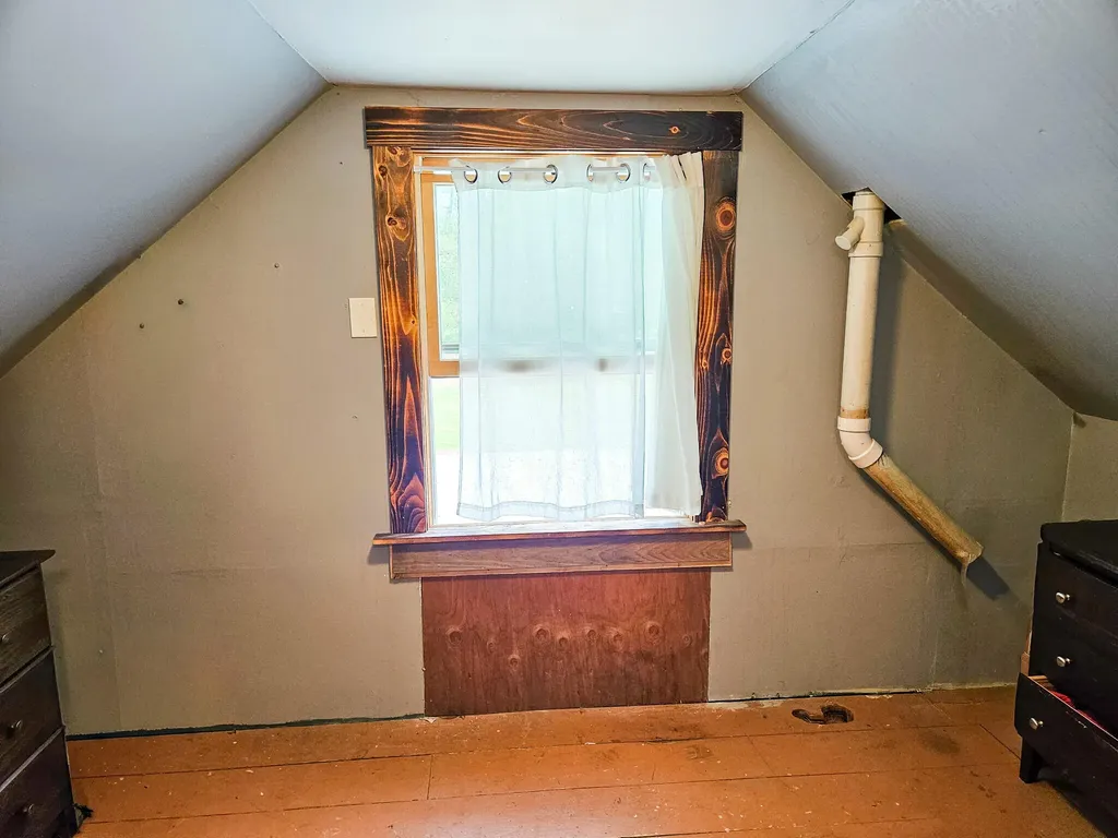 14 Helen Street Auburn ME 04210