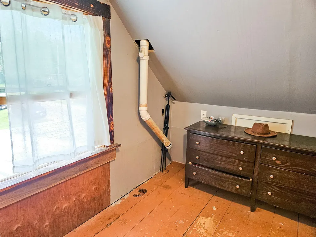 14 Helen Street Auburn ME 04210