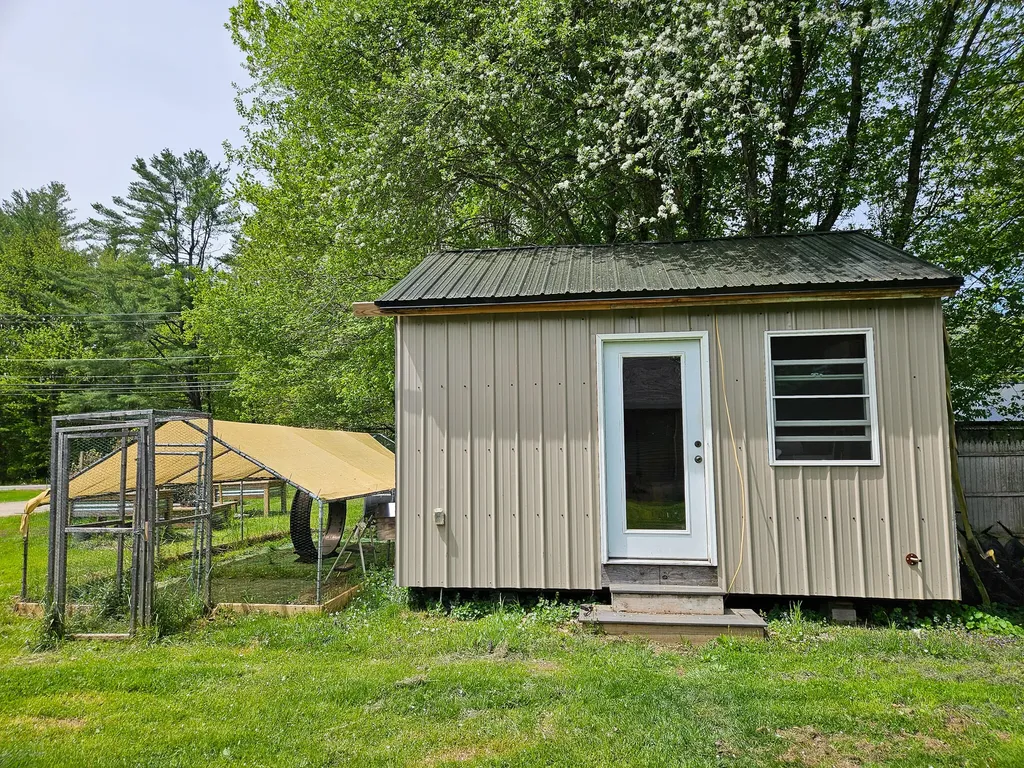 14 Helen Street Auburn ME 04210