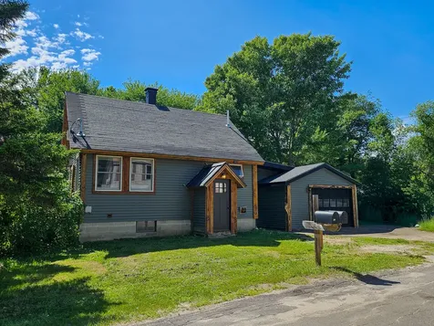 14 Helen Street Auburn ME 04210