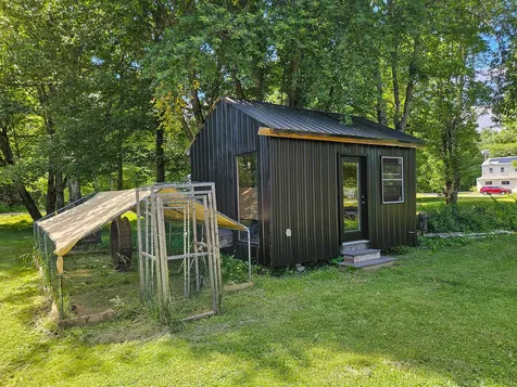 14 Helen Street Auburn ME 04210
