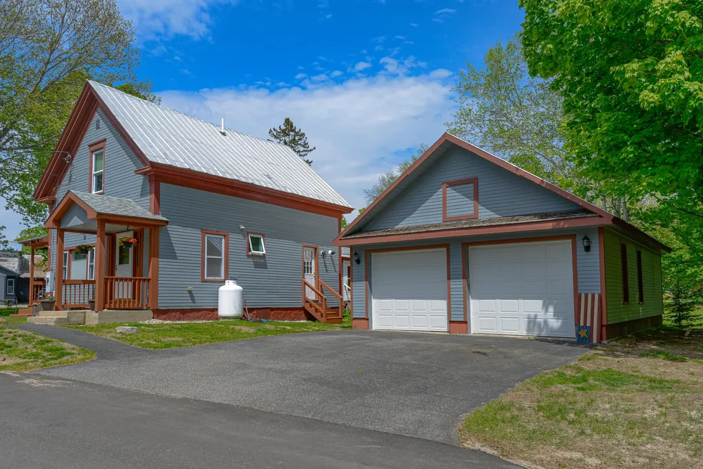 2 Plummers Landing Road Bridgton ME 04009