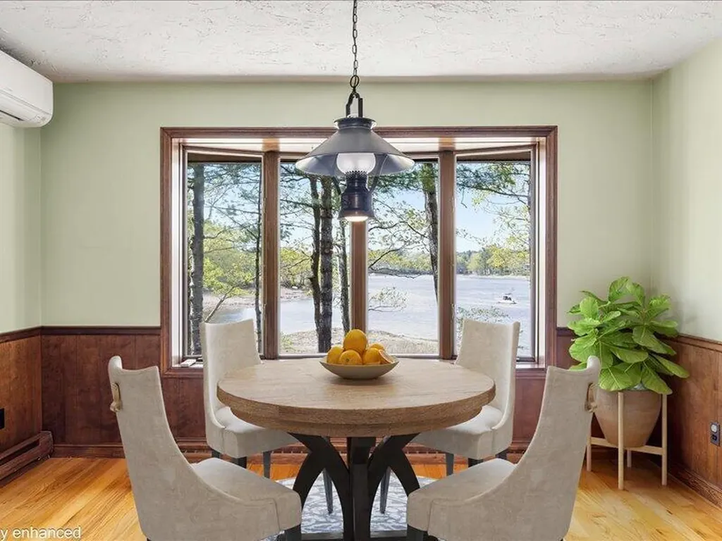 22 Crestwood Drive Biddeford ME 04005