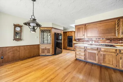 22 Crestwood Drive Biddeford ME 04005