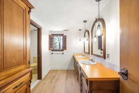 22 Crestwood Drive Biddeford ME 04005