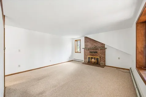 22 Crestwood Drive Biddeford ME 04005