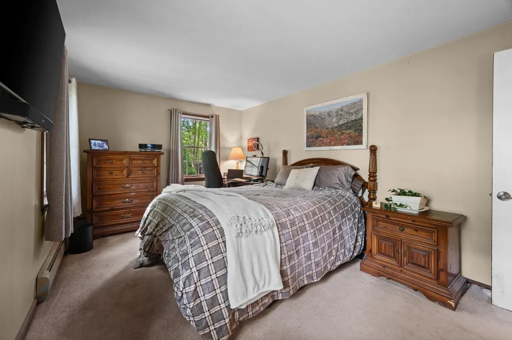 4 Deer Ridge Lane Kittery ME 03904