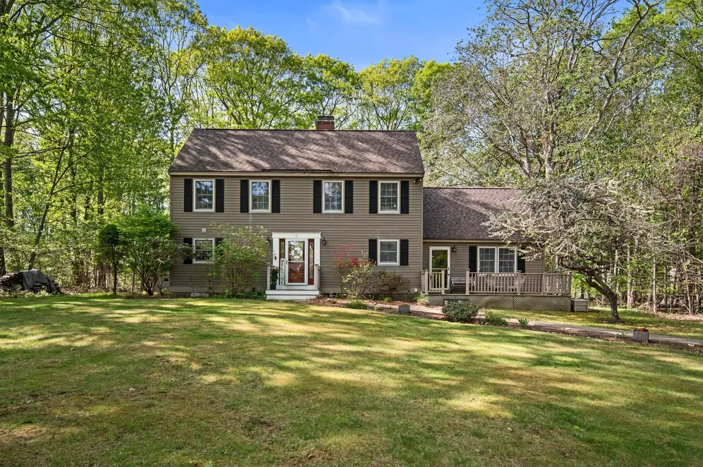 4 Deer Ridge Lane Kittery ME 03904