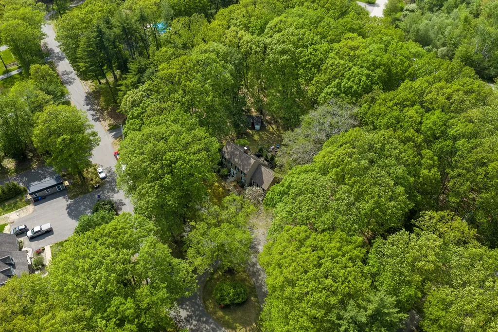 4 Deer Ridge Lane Kittery ME 03904