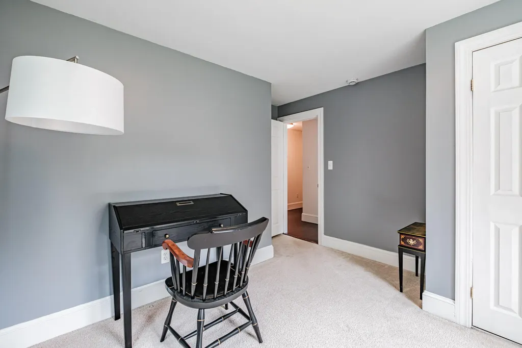 11 Brookside Drive Falmouth ME 04105