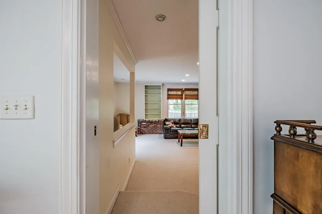 11 Brookside Drive Falmouth ME 04105