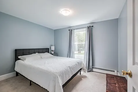11 Brookside Drive Falmouth ME 04105